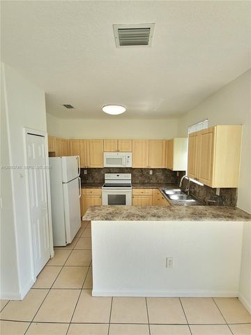 2818 SE 16th Avenue 118, Homestead, FL 33035