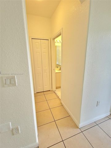 2818 SE 16th Avenue 118, Homestead, FL 33035