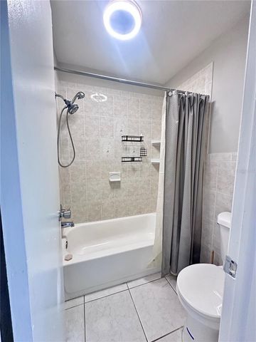 7512 BOLANOS COURT 7512, Tampa, FL 33615