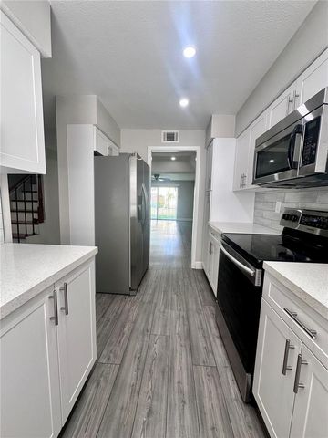 7512 BOLANOS COURT 7512, Tampa, FL 33615