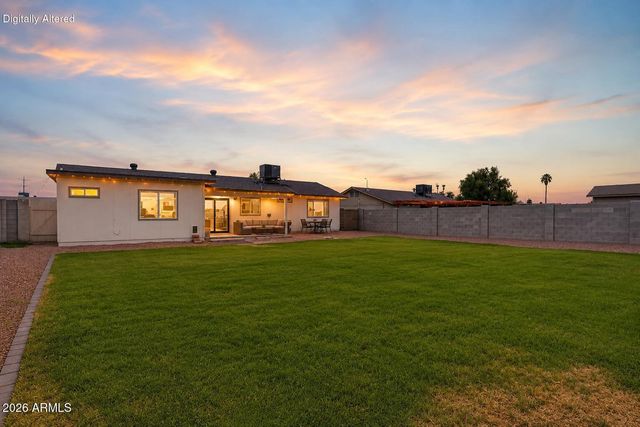 5709 S ROBERTS Road, Tempe, AZ 85283