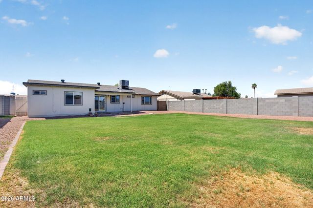5709 S ROBERTS Road, Tempe, AZ 85283