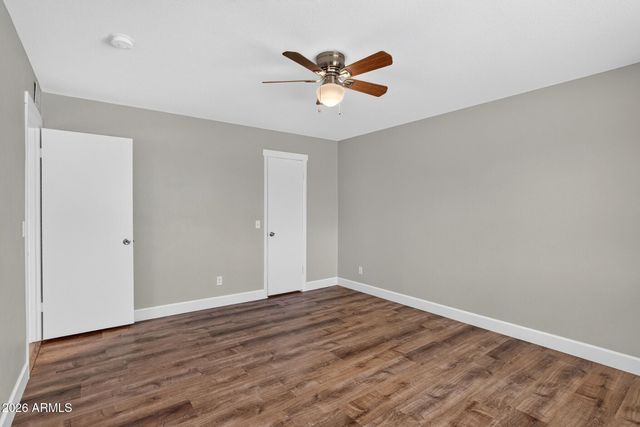 5709 S ROBERTS Road, Tempe, AZ 85283