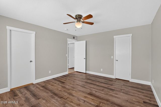 5709 S ROBERTS Road, Tempe, AZ 85283