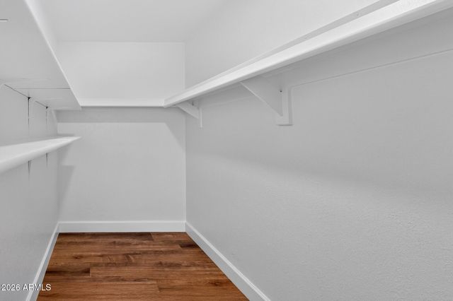 5709 S ROBERTS Road, Tempe, AZ 85283