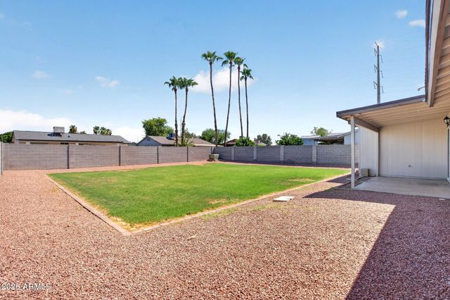 5709 S ROBERTS Road, Tempe, AZ 85283