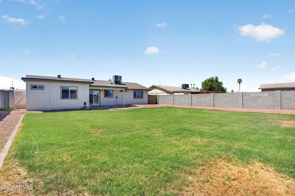 5709 S ROBERTS Road, Tempe, AZ 85283 — photo 3