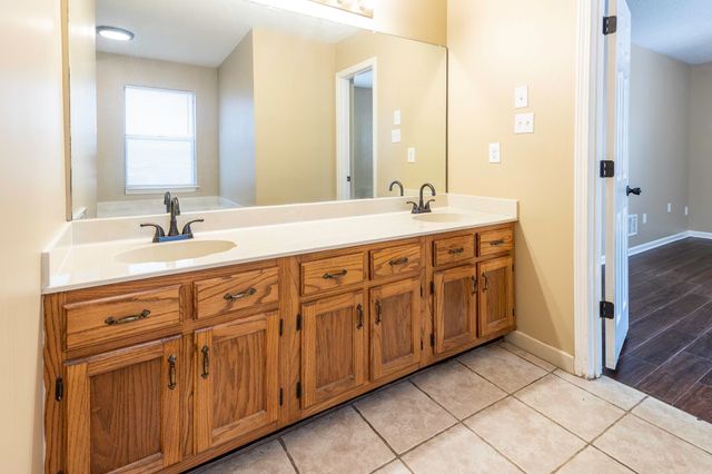 1554 JOY BLVD, Horn Lake, MS 38637