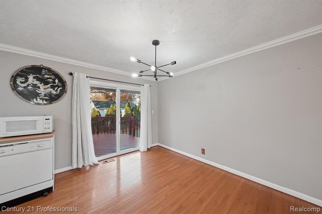 1268 Amarillo Street, Wolverine Lake, MI 48390