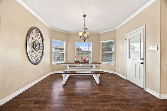 8999 Water Point Drive, Beach City, TX 77523