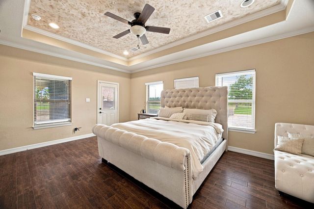 8999 Water Point Drive, Beach City, TX 77523