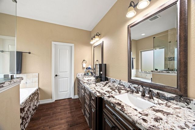 8999 Water Point Drive, Beach City, TX 77523