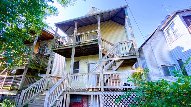 6833 S Green Street, Chicago, IL 60621