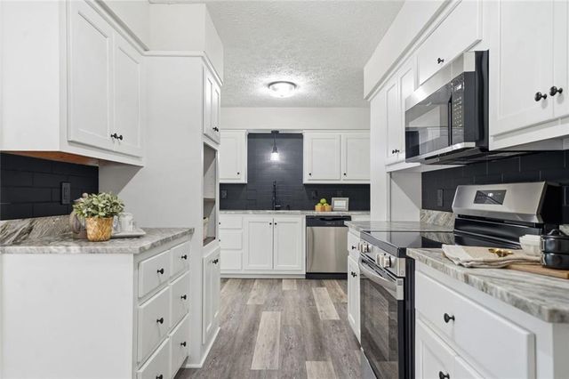 115 Dixie Lane, Ball Ground, GA 30107