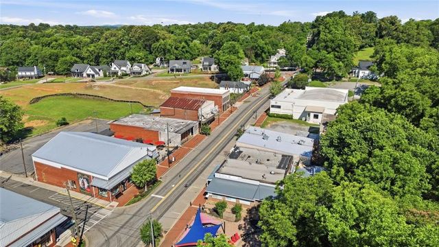 115 Dixie Lane, Ball Ground, GA 30107