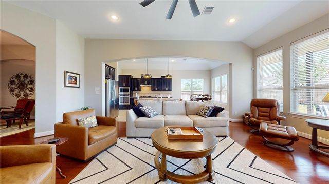 9607 Invergarry Way, Tomball, TX 77375