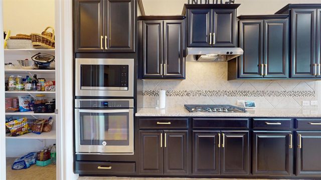 9607 Invergarry Way, Tomball, TX 77375