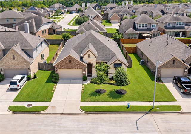 9607 Invergarry Way, Tomball, TX 77375