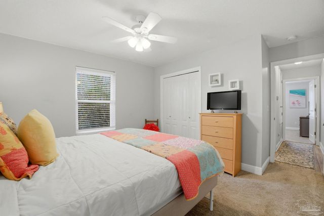 4249 Spindlewick Dr, Pace, FL 32571