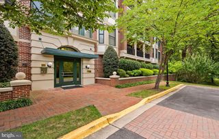 10404 STRATHMORE PARK CT #104, North Bethesda, MD 20852