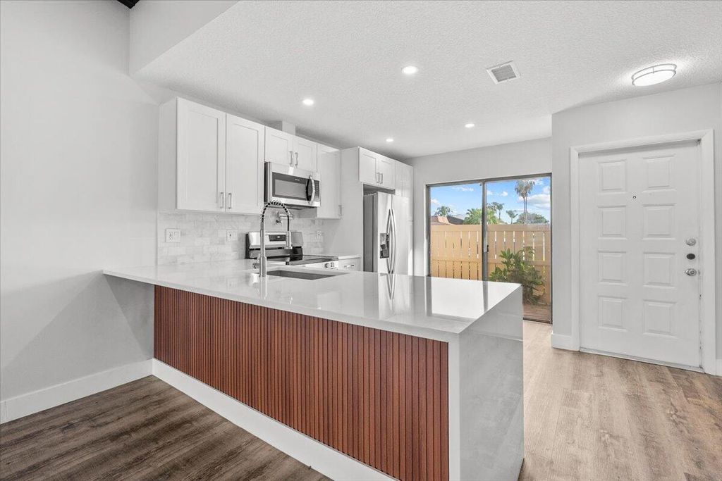 593 Banks Road 593, Margate, FL 33063