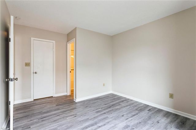 139 Seaside LN, Virginia Beach, VA 23462