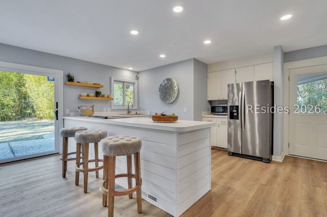 35 Scarborough Head Rd, Hilton Head Island, SC 29928