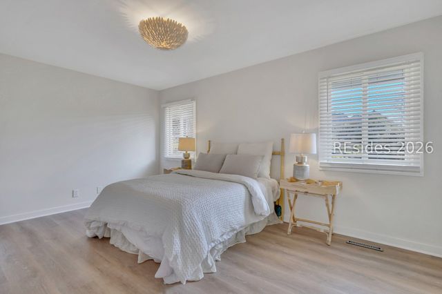 35 Scarborough Head Rd, Hilton Head Island, SC 29928