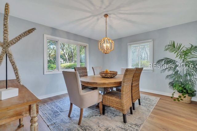 35 Scarborough Head Rd, Hilton Head Island, SC 29928