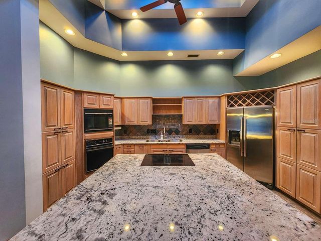 3522 SHORELINE CIRCLE, Palm Harbor, FL 34684