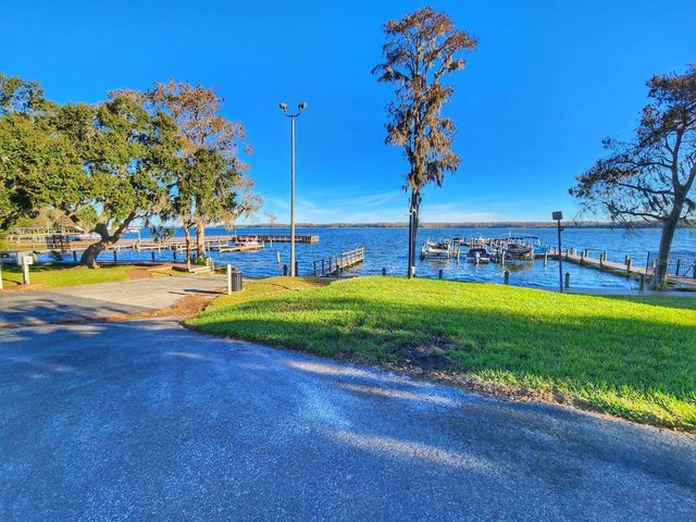 3522 SHORELINE CIRCLE, Palm Harbor, FL 34684