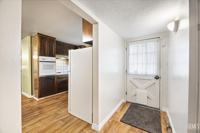 2313 Akers Road, Bakersfield, CA 93309