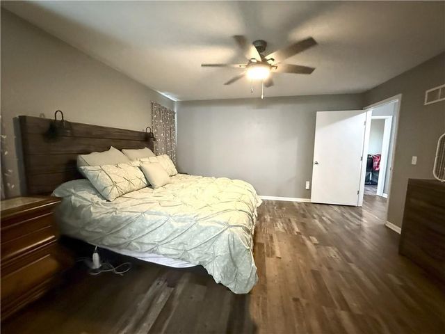 100 Meadows Lane, Pattonsburg, MO 64670