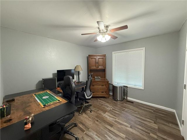 100 Meadows Lane, Pattonsburg, MO 64670