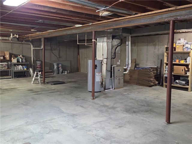 100 Meadows Lane, Pattonsburg, MO 64670