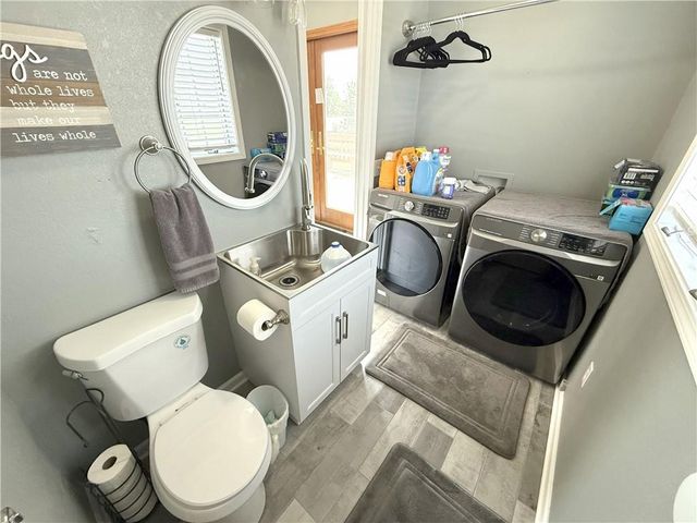 100 Meadows Lane, Pattonsburg, MO 64670