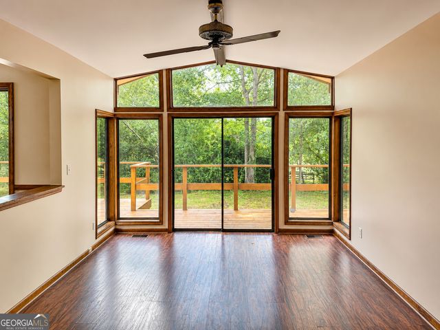 2284 Camden Court, Jonesboro, GA 30236