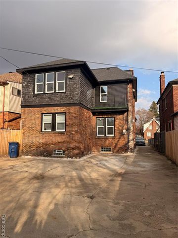 17545 Pennington Drive, Detroit, MI 48221
