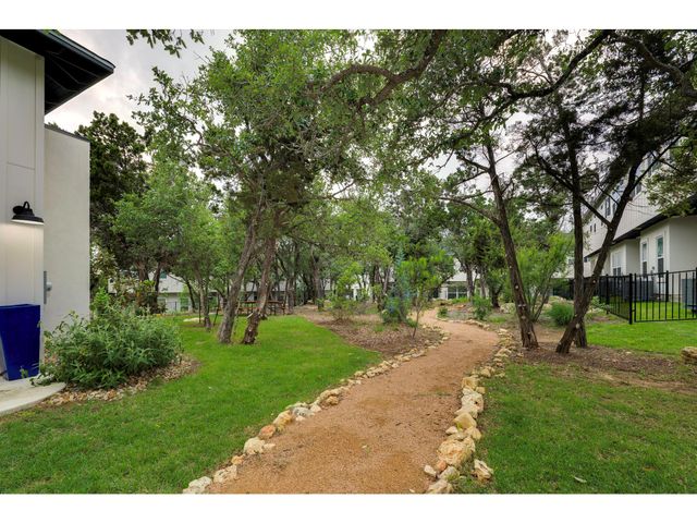 12001 Vista Parke DR 1103, Austin, TX 78726