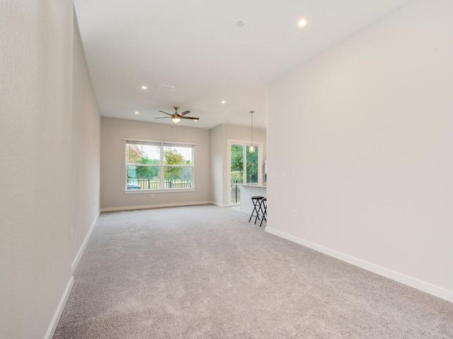 12001 Vista Parke DR 1103, Austin, TX 78726