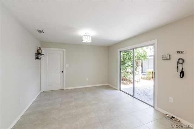 5002 SE 7th Place, Ocala, FL 34471
