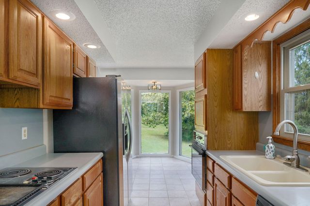 523 E Camino Street, Springfield, MO 65810