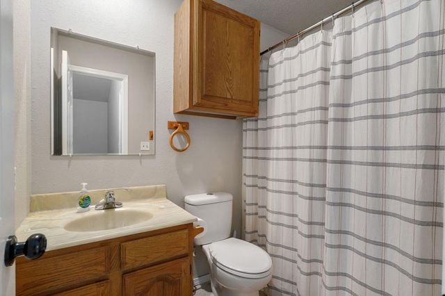 523 E Camino Street, Springfield, MO 65810