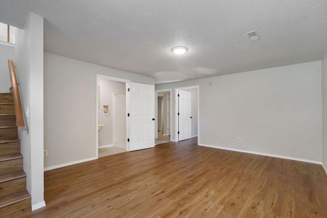 523 E Camino Street, Springfield, MO 65810