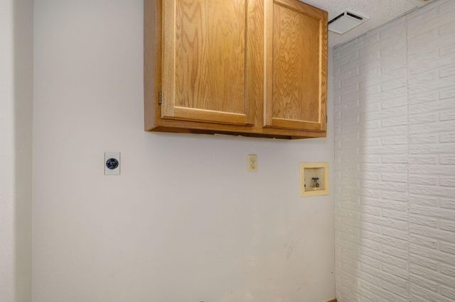 523 E Camino Street, Springfield, MO 65810