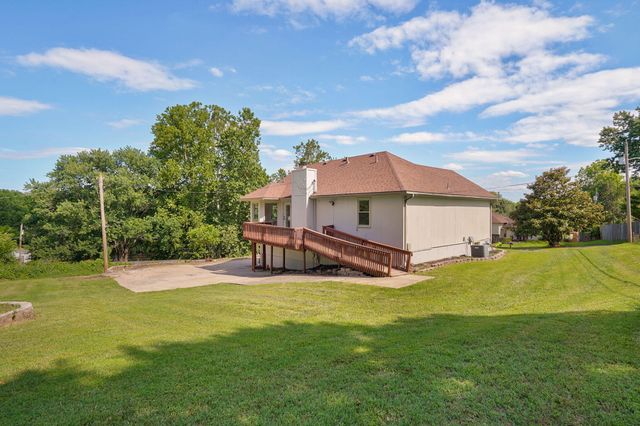 523 E Camino Street, Springfield, MO 65810