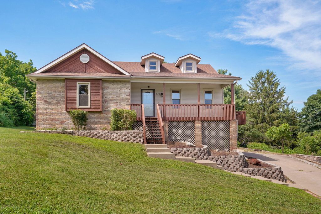 523 E Camino Street, Springfield, MO 65810