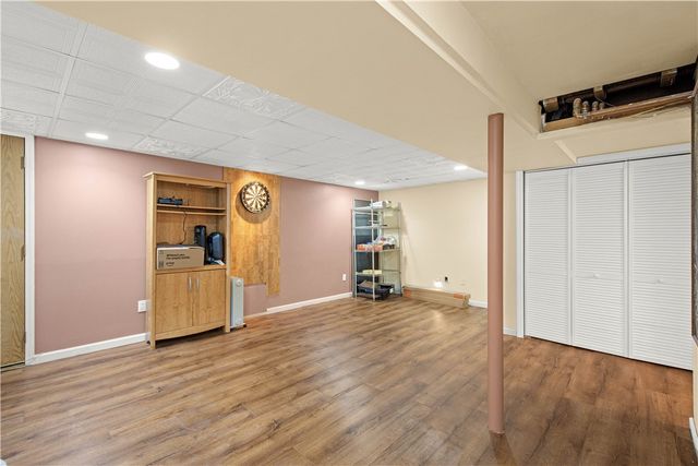 1031 Sanda Dr, Baldwin Boro, PA 15227
