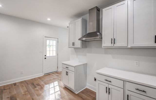 1825 YOUNG AVE, Memphis, TN 38114