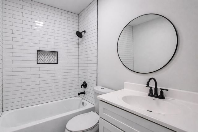 1825 YOUNG AVE, Memphis, TN 38114